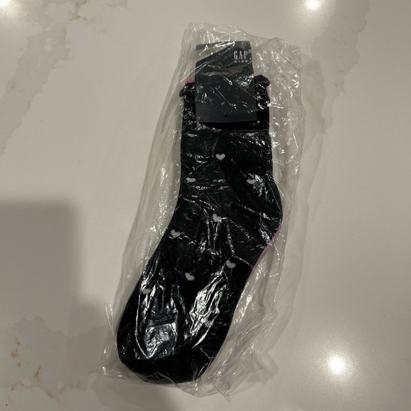 Gap Kids Heart Pink Blue Gray 3 Pack Socks Size L Fits Shoe 3-4 - Picture 2 of 6